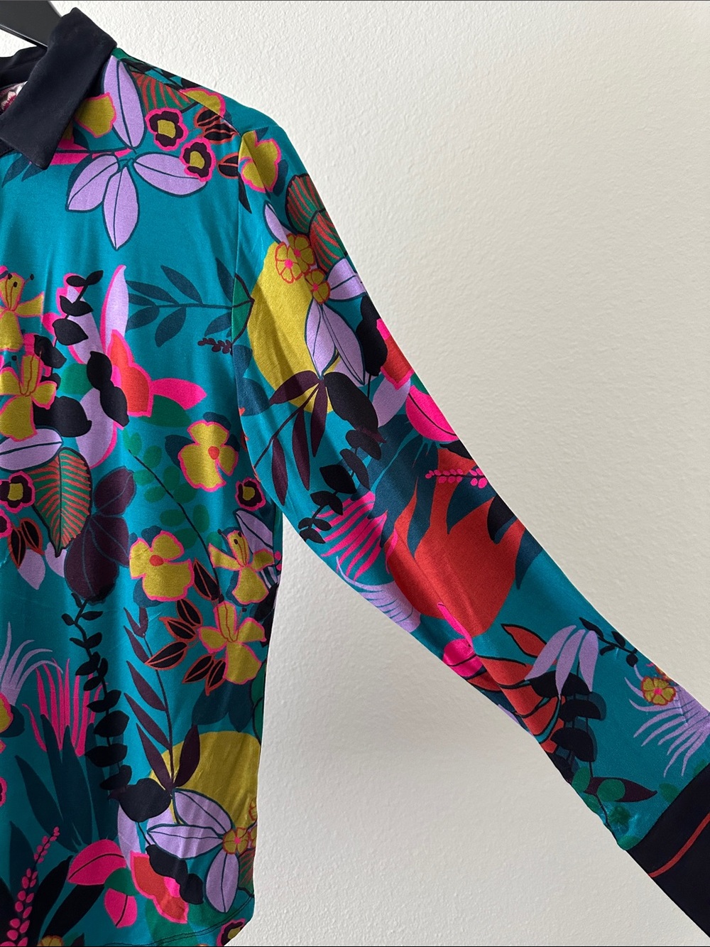 Johnny Was Janie Favorite Tee House of Flores Floral Button-Up Blouse sz Med - Picture 4 of 7